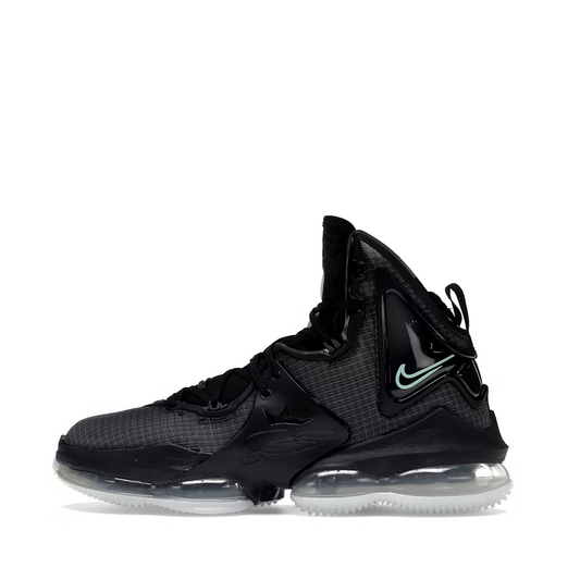 Lebron 19